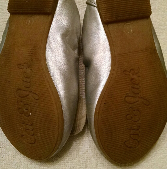 Silver shoes - Picture 2 of 5